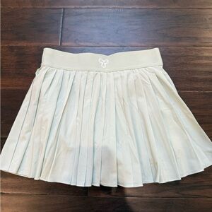 Aritzia TNA Pleated Tennis Skirt - Light Mint